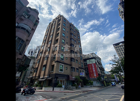 近南京復興辦公商圈-格局方正金店面